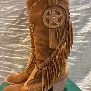 El Vaquero Women’s  Brown Suede Fringe Cowgirl Boots